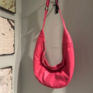 NEW 💕 Free People Hot Pink Sling Leather Hobo Bag